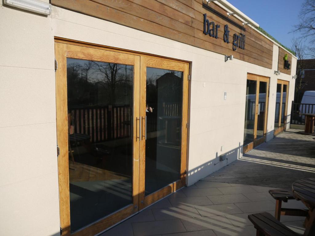 The Lodge Barnby Dun Esterno foto